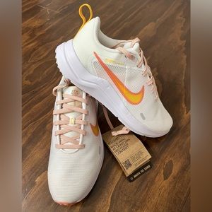 New Nike Downshifter 12 Women's Road Running Shoes Size 6
